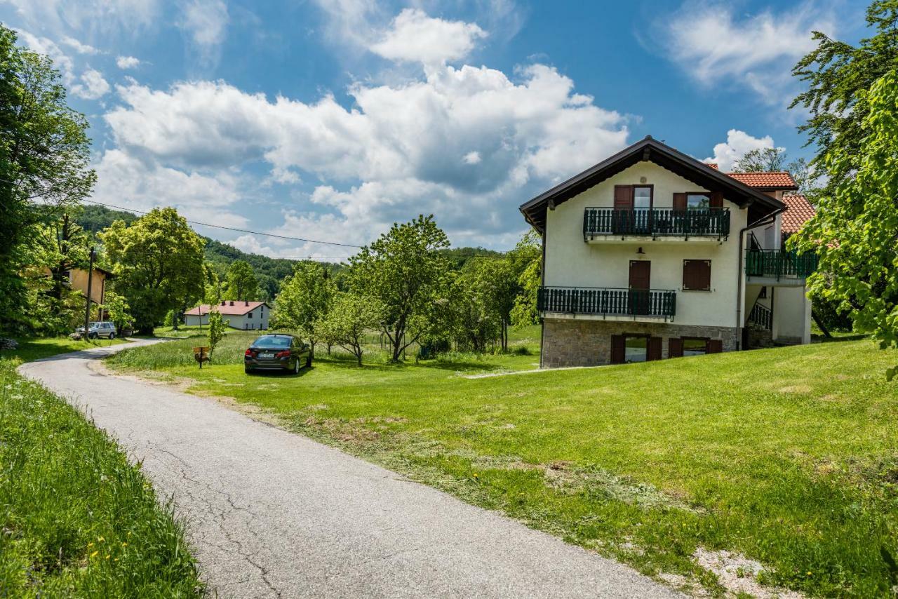 Apartma Zoran Apartment Lokve Exterior photo